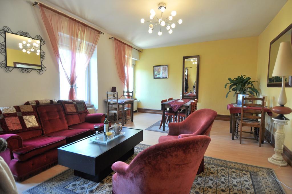 Saint-Nicolas-du-Pélem Yec'Hed Mat Bed & Breakfast エクステリア 写真
