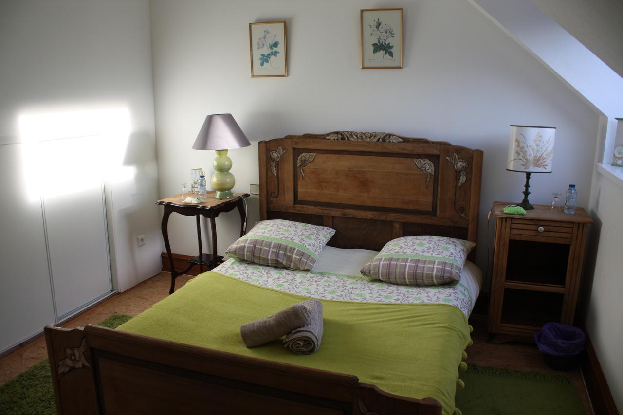 Saint-Nicolas-du-Pélem Yec'Hed Mat Bed & Breakfast エクステリア 写真