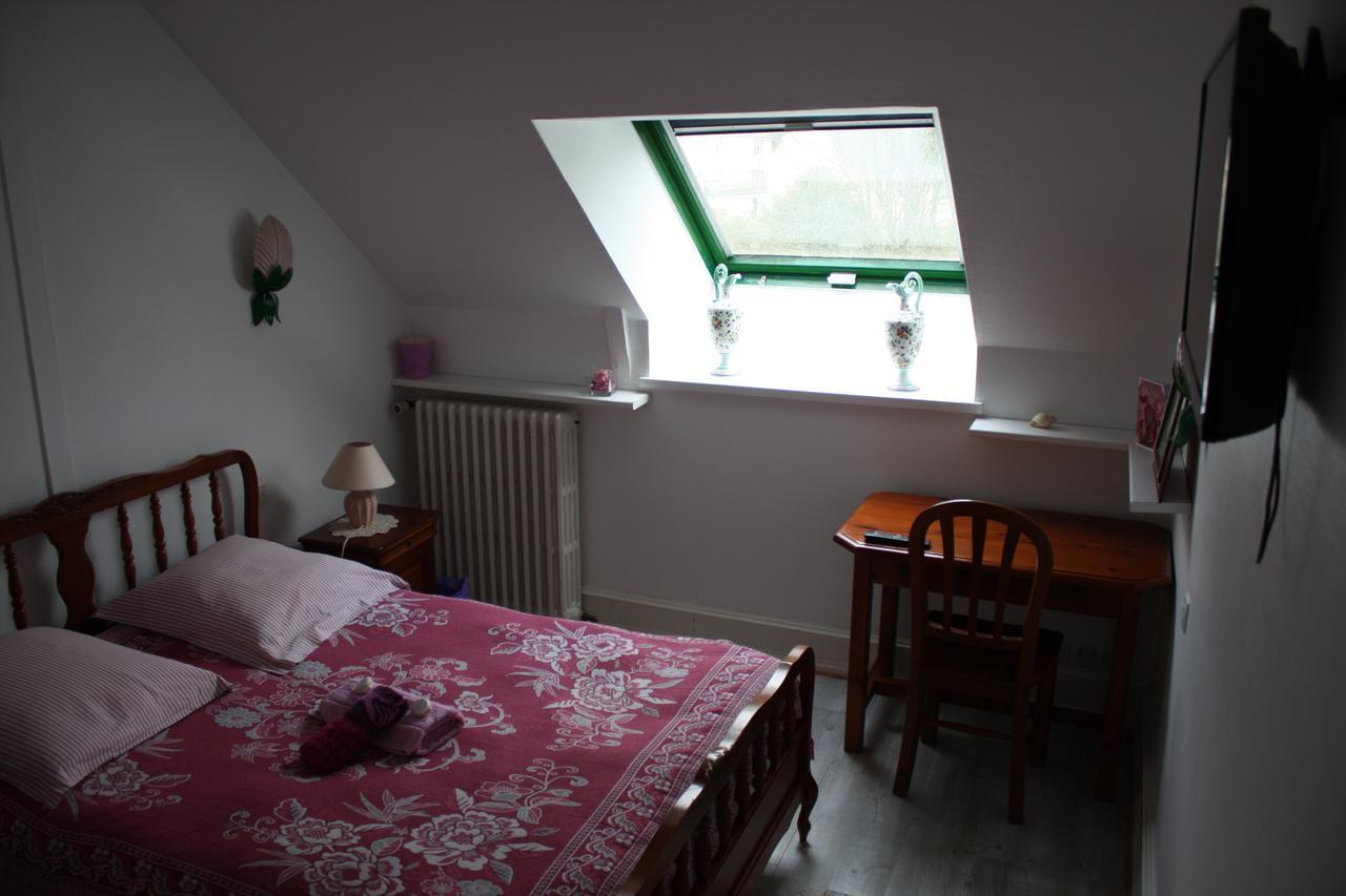 Saint-Nicolas-du-Pélem Yec'Hed Mat Bed & Breakfast エクステリア 写真